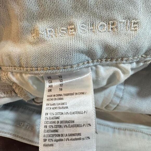 American Eagle Outfitters Women's High Rise Shortie Denim Light wash Blue Shorts - Picture 5 of 5